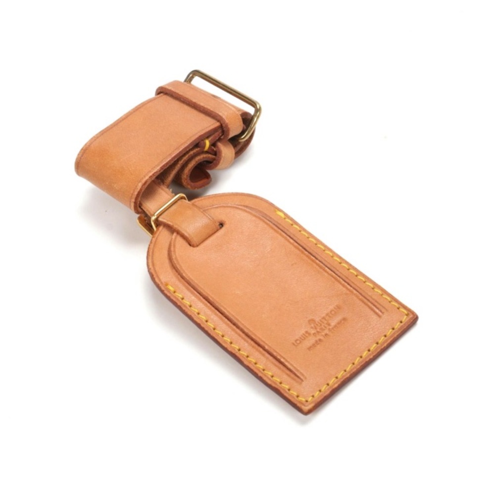 ✧ Louis Vuitton leather tag